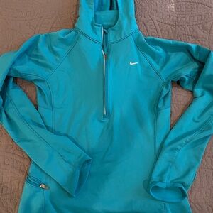 Nike Women’s Quarter Zip Hooded Top
